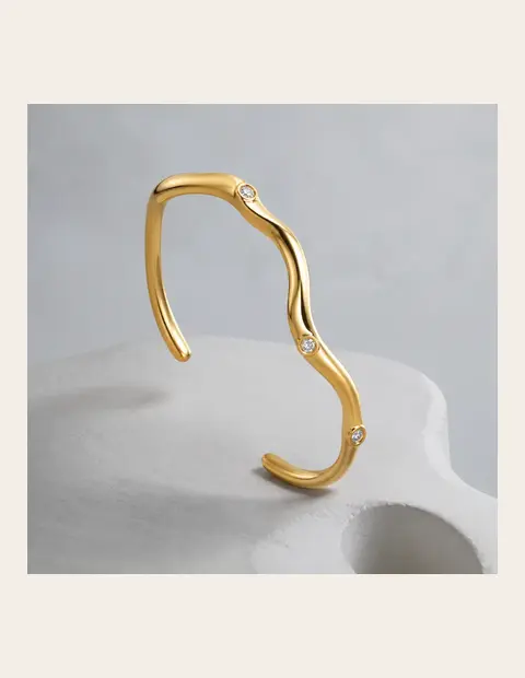 Maison Vela Tide Cuff in sculpted gold