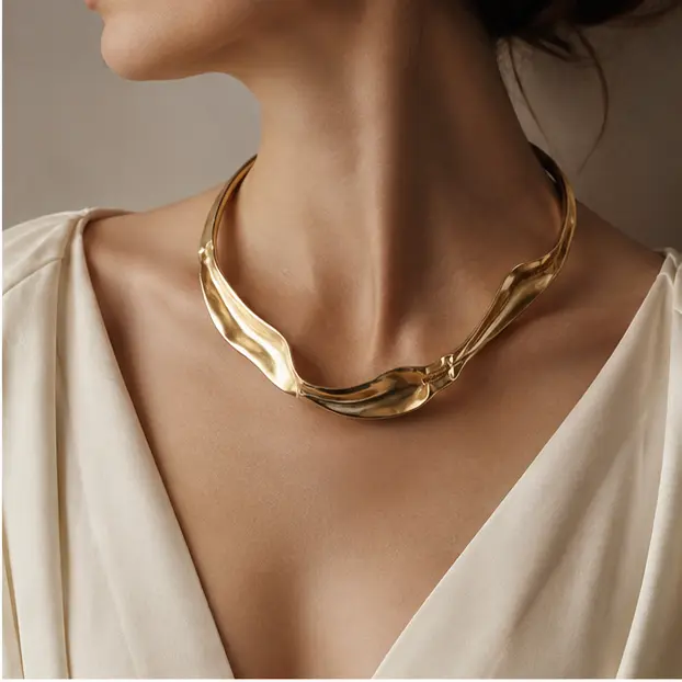 Vela collar editorial portrait